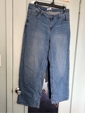YMI 90s Fit Women's Light Blue Wide Leg Baggy Denim Jeans Britney Zip Pocket 16